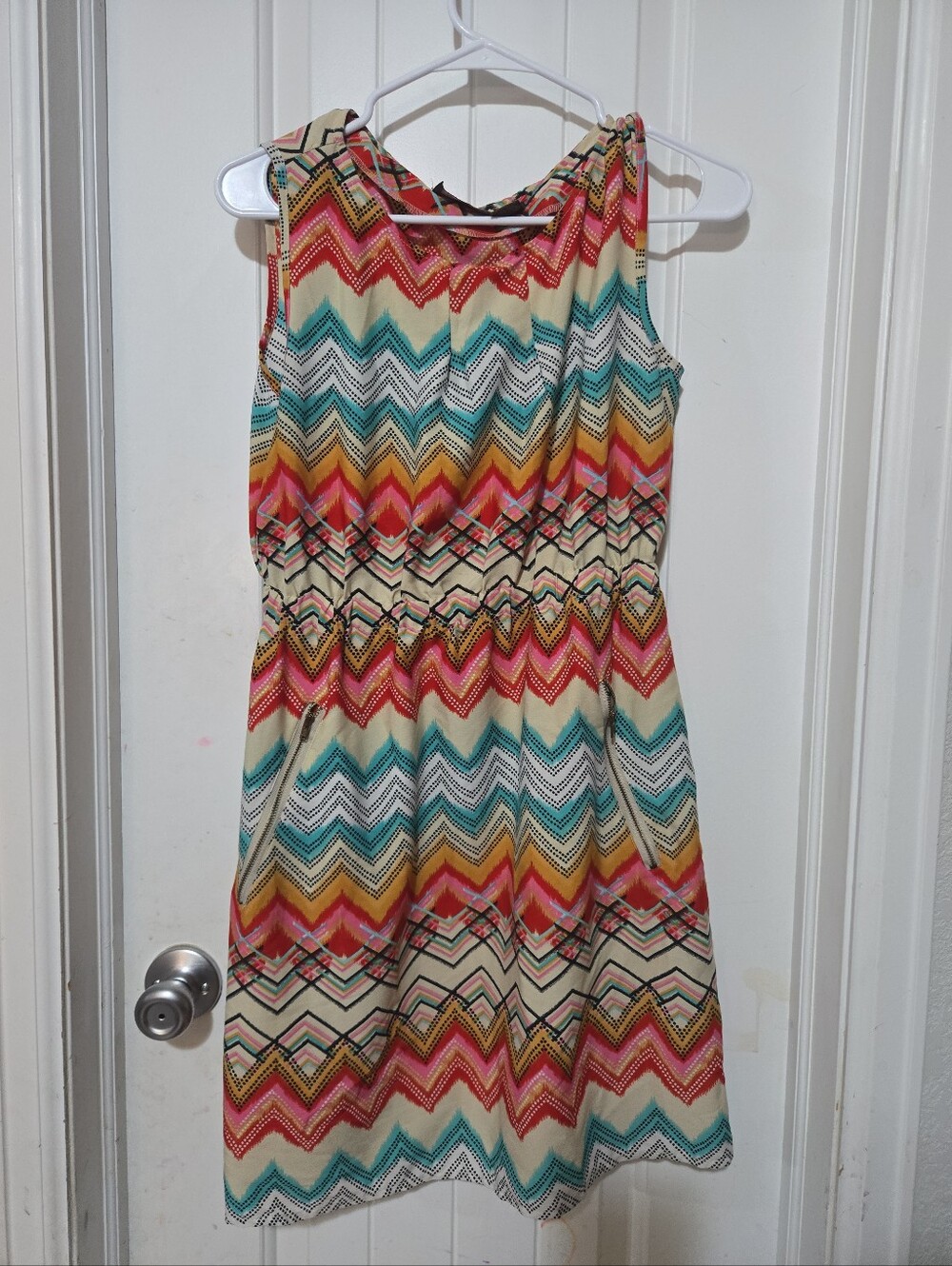 Speed Control New York Chevron Print Sleeveless Dress